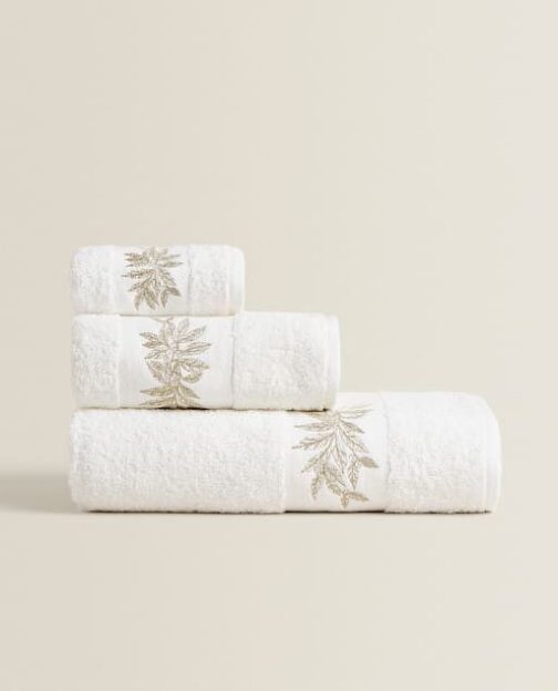Towel - Image 33